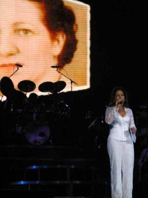 u6/pnjohnson/medium/35262580.10_04MIAMI062.jpg