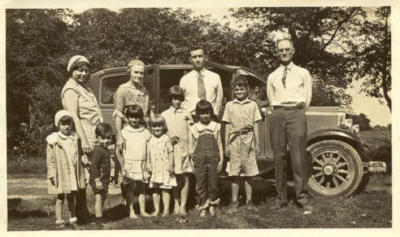 AH & Sarah with Family & Car, July 1931