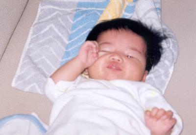 19 Oct,2002.(扭眼瞌).jpg