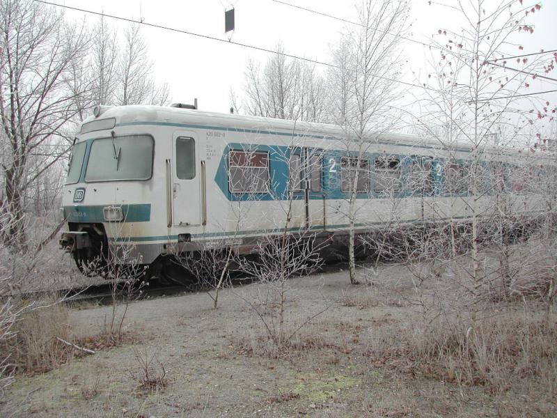 ET420 002 Sthn M 04-12
