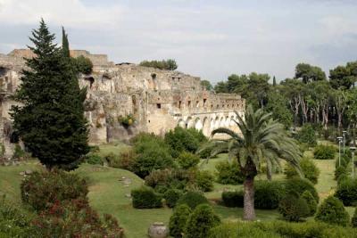 Pompei-Outside-View