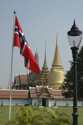 Wat Pra Ko mit einer norwegischen Fahne DSC_0476.jpg