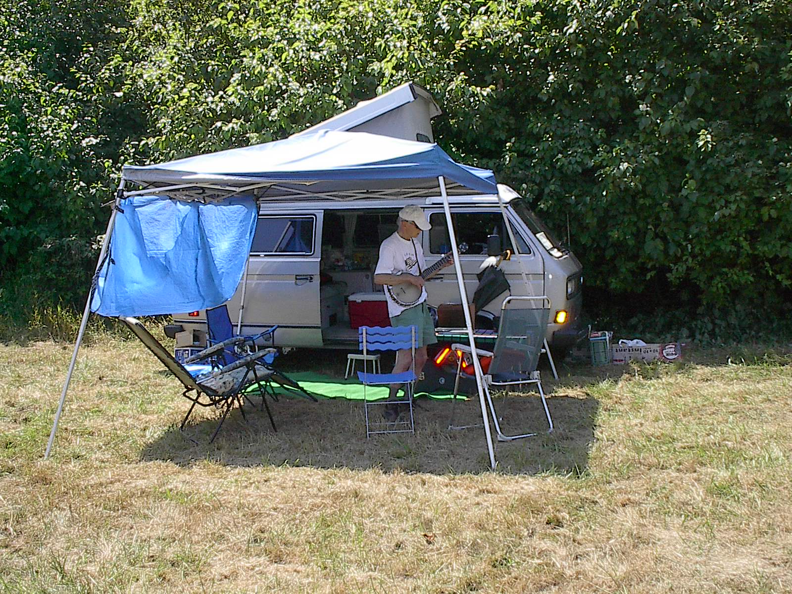 095 George and Bev Niedharts camp