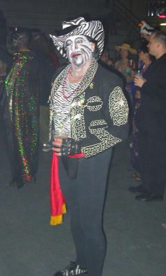 103-0385_CRW.jpg