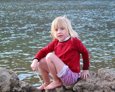 Lauren at Dam02.jpg