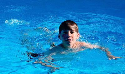 SamSwim2.jpg