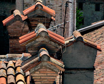 GubbioChimneys_0892.jpg