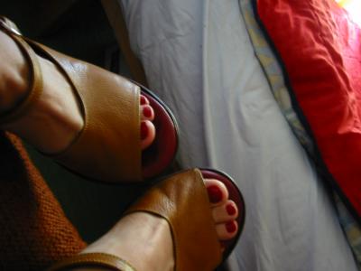 shoes_and_toes