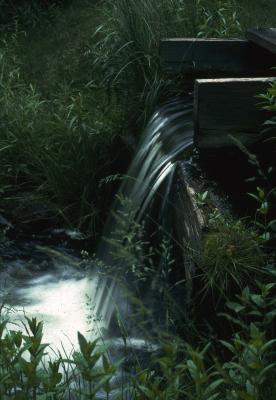 u7/brickwood/medium/41262094.Waterfall02.jpg