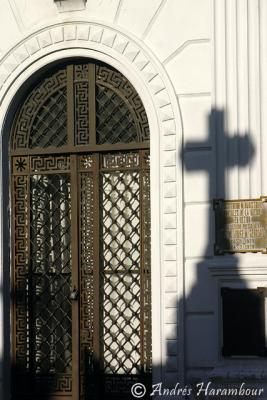 puerta-y-sombra.jpg