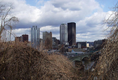 Wonder what this view would be in summer? (Pittsburgh, skyscraper)