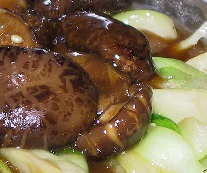 <b>Bok Choy and Mushrooms</b><br> <i>by LarryRz</i>