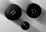 3 buttons