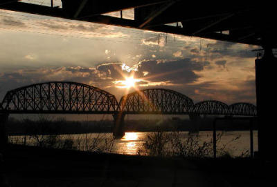 bridge from under bridge sunrise 1-28-02.JPG