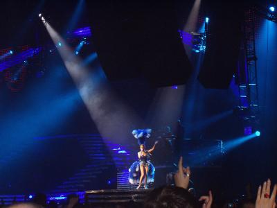 20-03-05 the showgirl
