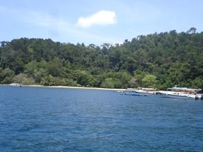Gaya Island from Boat.JPG