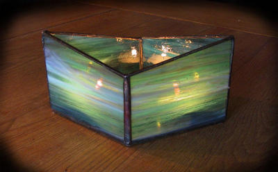 green diamond candle holder