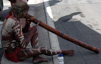 didgeridoo player