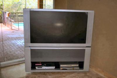 TV 53 Inch.