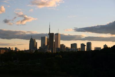 Toronto at dusk.jpg