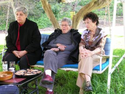 יום הולדת 70 לנעמי רכס - מפגש נשות החותרים בסער - מרץ 2005