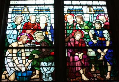 u7/hjsteed/medium/41318927.050327037JesusWashingHisDisiplesFeetDetail.jpg
