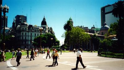 Buenos Aires Casa Rosada plaza in front.JPG