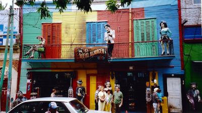 u7/justinleach/medium/41050624.BuenosAriesLaBoca1.jpg