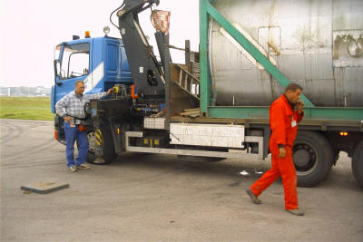 De containertanks zijn geplaatst door De Koning BV