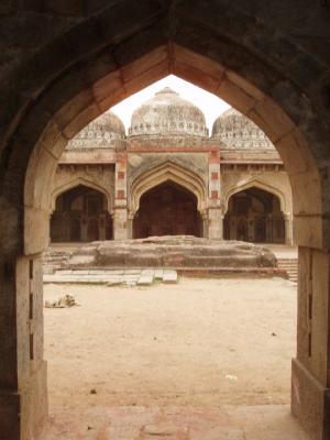 bara gumbd masjid2.jpg