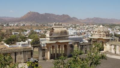 udaipur from city palace3.jpg