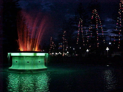 and of course, the famous art deco fountain.