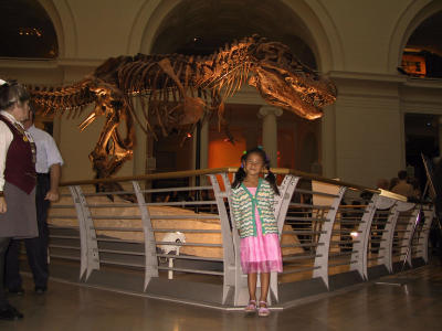 Molly Visits Sue at Chicago's Field Museum