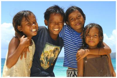 boracay kids.jpg