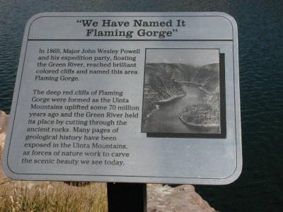u7/mrtea630/medium/6545270.SignsatFlamingGorge9902.2.jpg