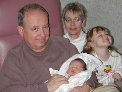 Emma Chloe Mimi  Papa