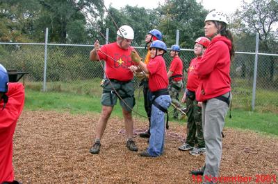 u7/rbhix/medium/6253601.Troop387Campout16Nov0105.jpg