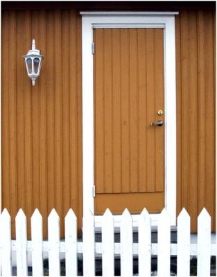 Lamp, fence & door