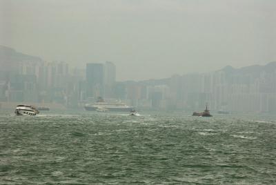 19. Hong Kong Harbour on a hazy day.jpg