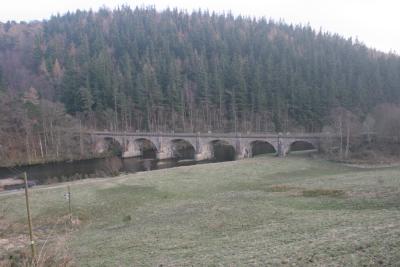Old Railway Bridge at Niedpath.jpg