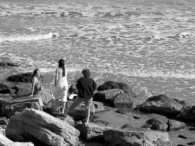 3 Women - Galveston Seawall