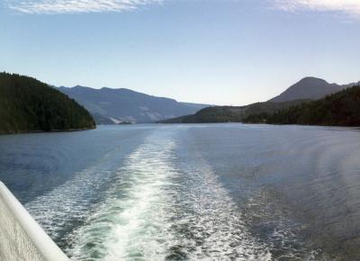 u7/sportour/medium/41311314.Sept98beautifulsceneryfromB.C.ferrytoSechelt.jpg