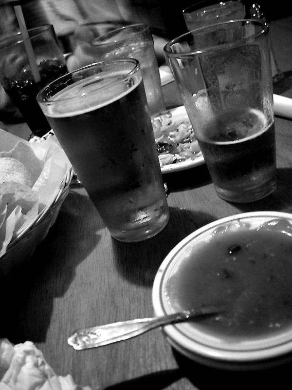 <p align=right><b>Dos Cervesa</b><br><i><font size=1> photographed by </font >crapitecture</i></font></p>