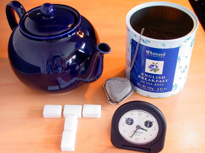 <p align=right><b>Tea Time Picture Puzzle</b><br><i><font size=1> Photographed by </font >PLR</i></font></p>