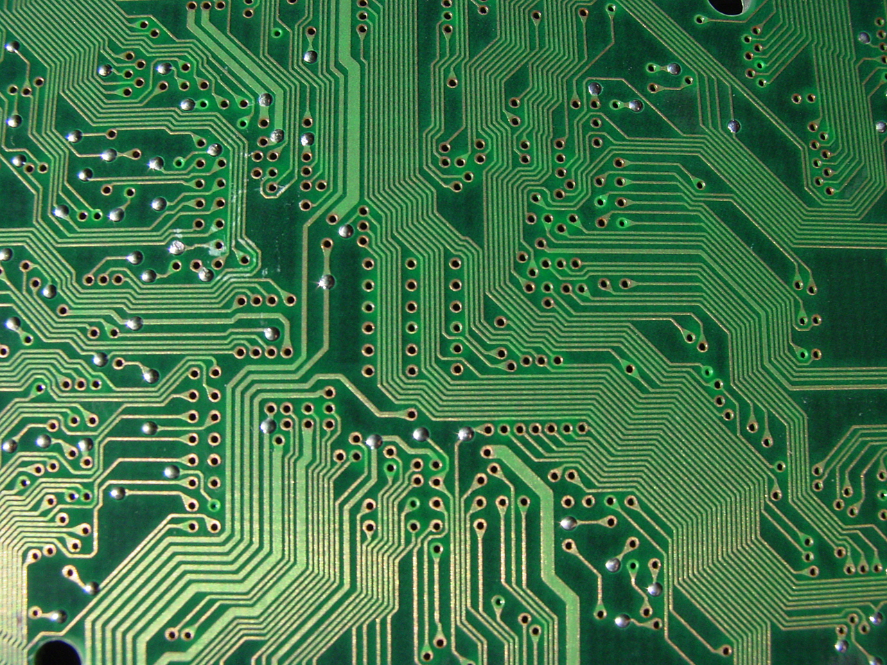 macro-circuitry (by hud)