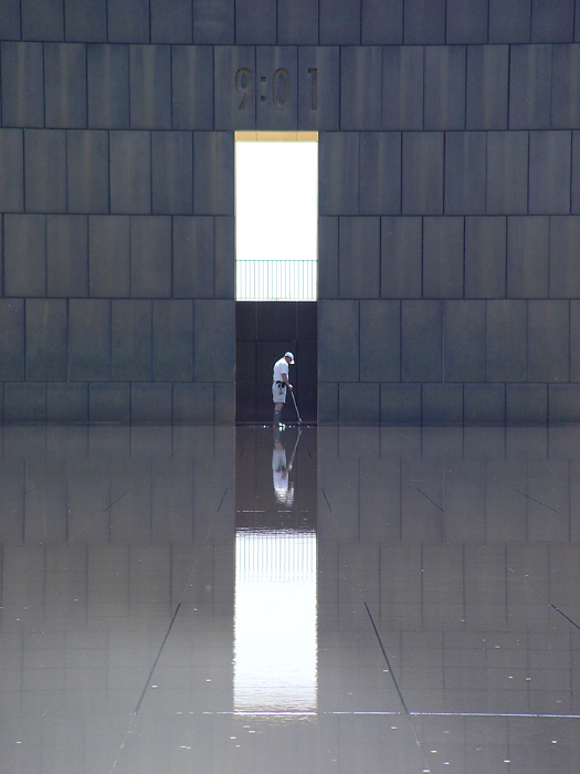 <B>Oklahoma City National Memorial II</B><BR><FONT size=2>by JoeSchmoe</FONT>