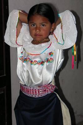 Otavalo95MusicianGirlSM.jpg