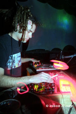163-6345_CRW.jpg