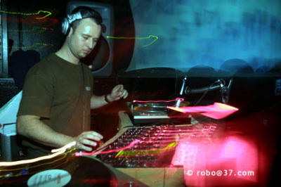 163-6372_CRW.jpg