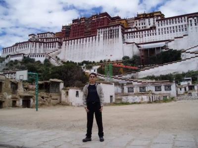 Me in front of the Potala.